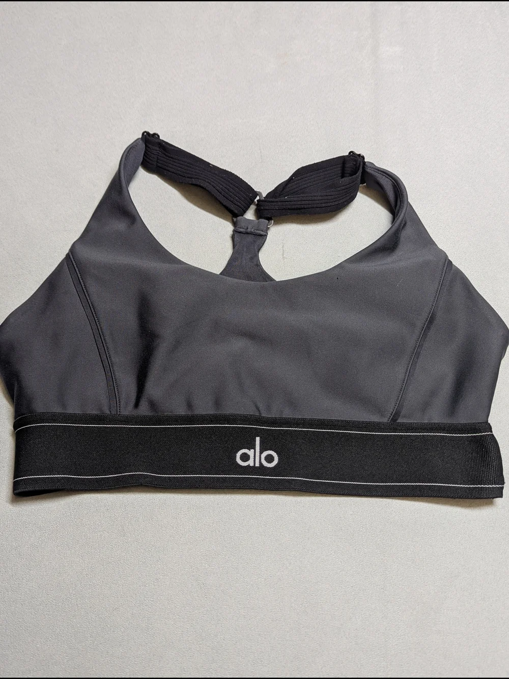 ALO Yoga Airlift Suit Up Bra - Size Medium